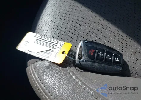 2016 Hyundai Santa Fe Sport 2.4L from USA, damaged, VIN 5XYZUDLB6GG308858